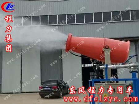 東風小多利卡25米噴霧車效果