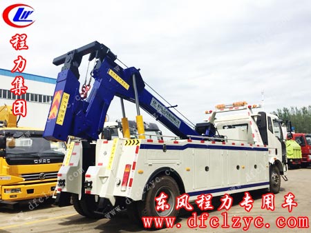 解放J6清障車后視圖
