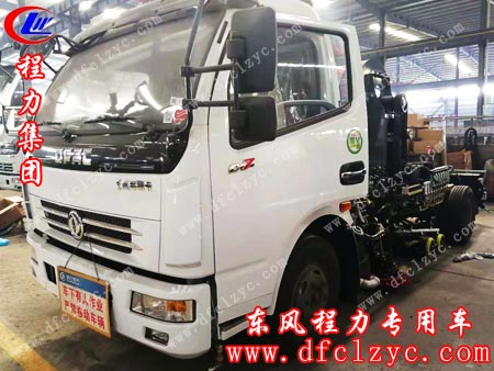 東風(fēng)多利卡洗掃車