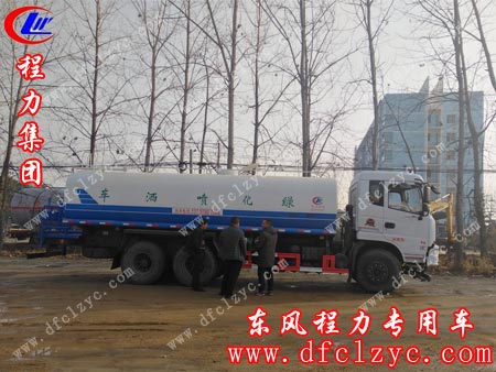 湖北程力東風后雙橋灑水車