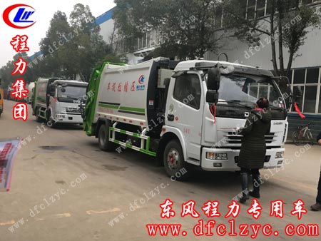湖北程力東風(fēng)多利卡壓縮垃圾