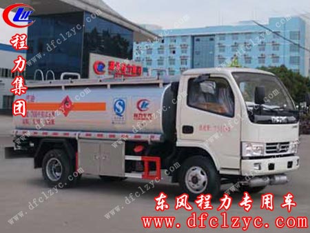 東風(fēng)小多利卡加油車