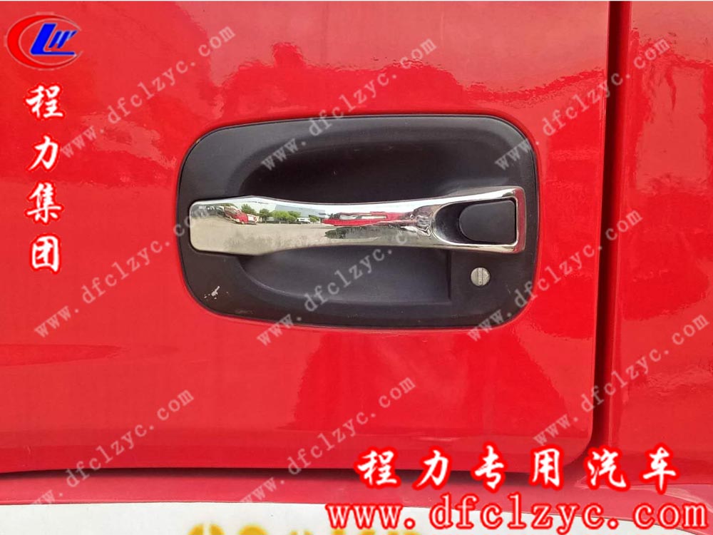 東風(fēng)大多利卡消防車（國五）外觀細節(jié)圖