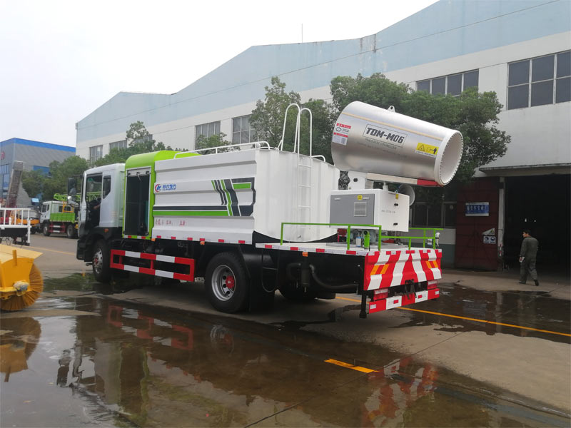 程力集團國六東風(fēng)D9抑塵車