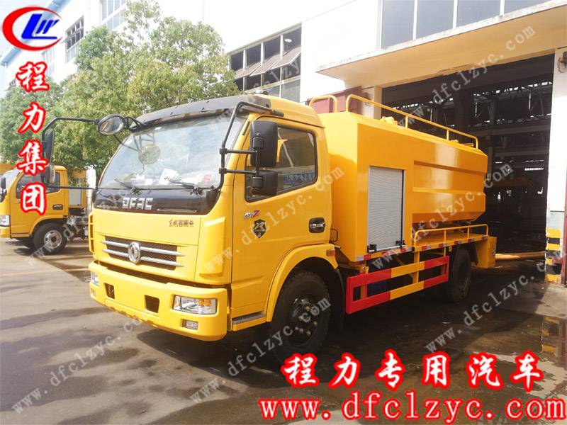 程力集團東風大多利卡10方清洗吸污車