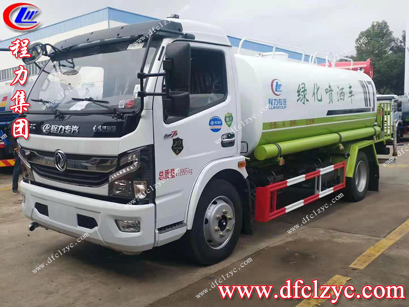 （國六）東風(fēng)凱普特9.2方灑水車帶霧炮